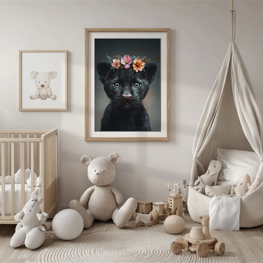 Baby Schwarzer Panther – Hochwertiges Poster für Kinderzimmer & moderne Wanddeko | Gedruckt & versendet
